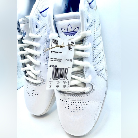 NEW!! Adidas Tyshawn White and Blue Sneakers - Picture 11 of 12